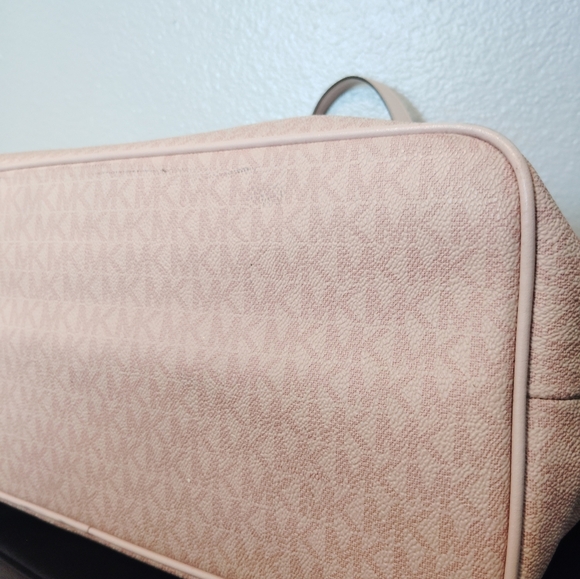Michael Kors Handbag Purse Tote Pink MK Logo Shoulder Bag - Picture 6 of 16